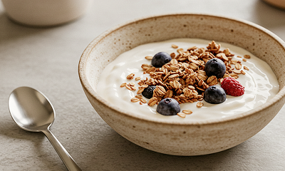 グラノーラヨーグルトボウル